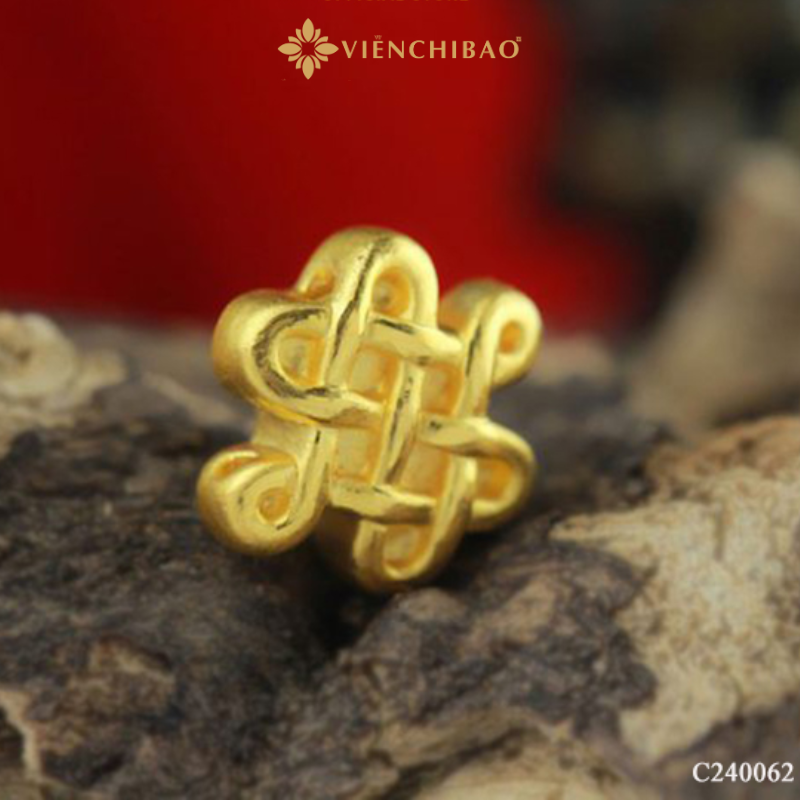 Charm nút thắt cát tường