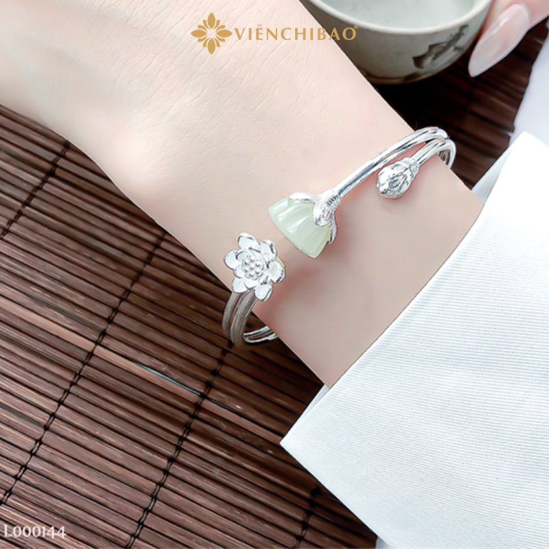 Kiềng tay bạc nữ hoa sen