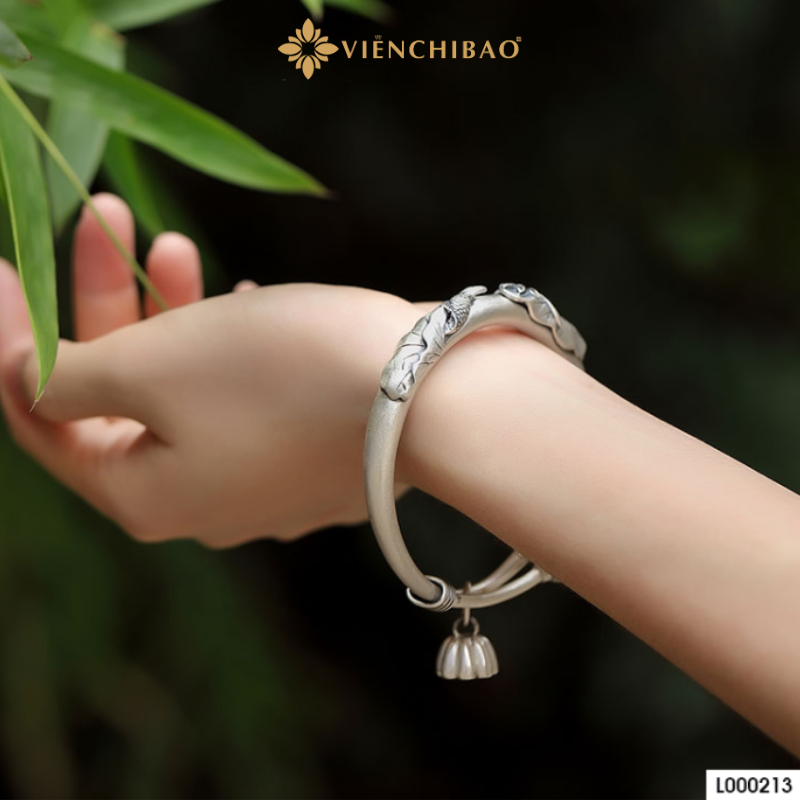 Kiềng tay lý ngư liên hoa