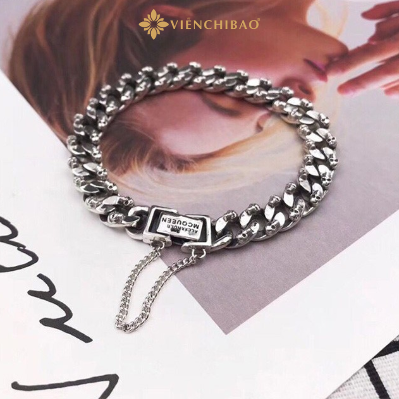 Lắc tay bạc nam mc queen