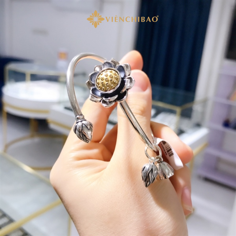 Lắc tay bạc nữ liên tâm