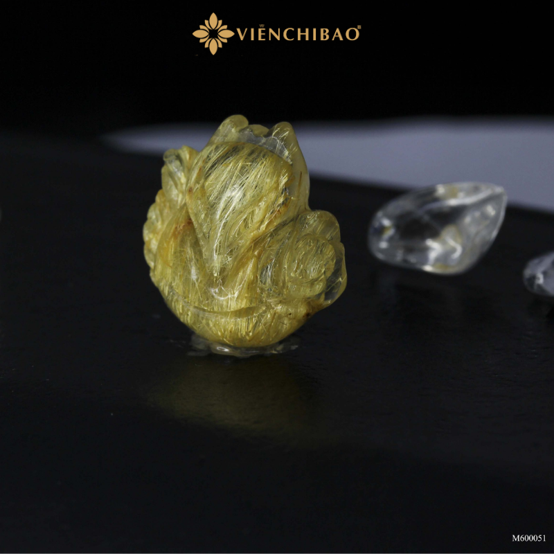 Mặt hồ ly thạch anh