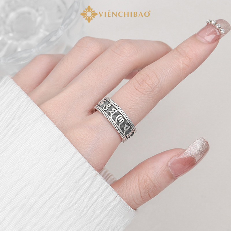 Nhẫn bạc lục tự chân ngôn