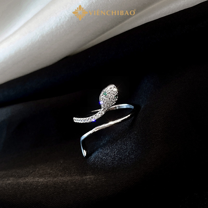 Nhẫn bạc nữ rắn