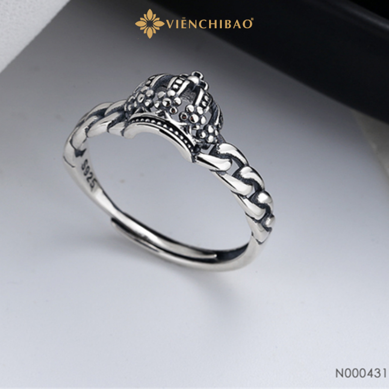 Nhẫn bạc nữ vương miện