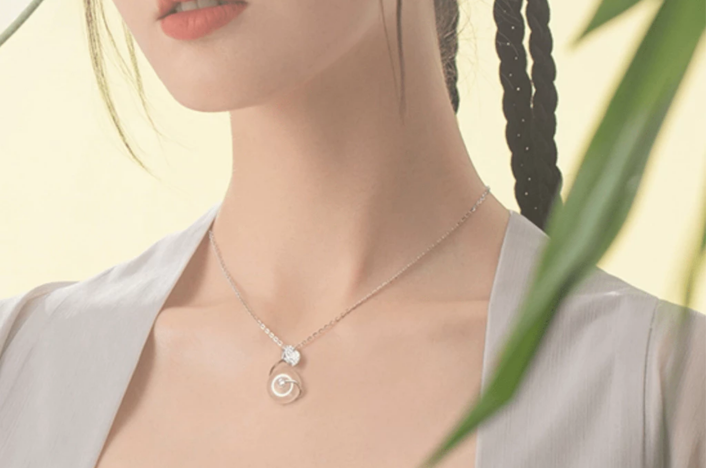 Dây chuyền lá ngọc Day-chuyen-la-ngoc