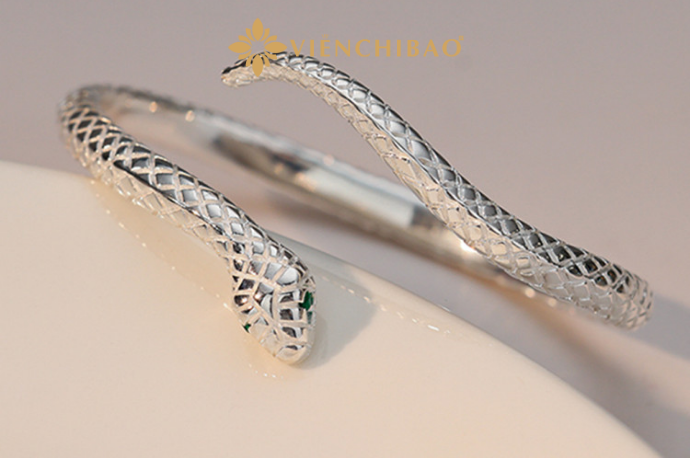 Lắc tay mãng xà Lac-Tay-Mang-Xa