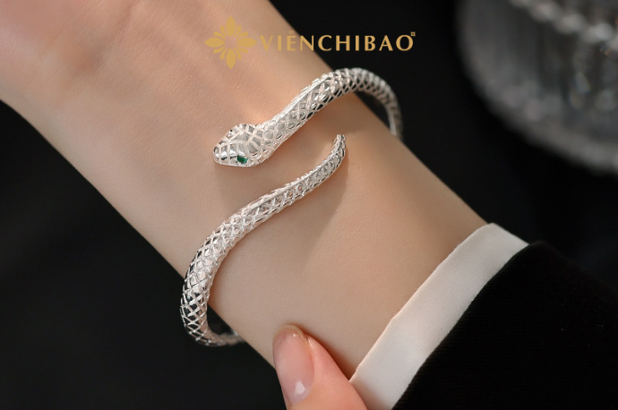 Lắc tay mãng xà Lac-Tay-Mang-Xa