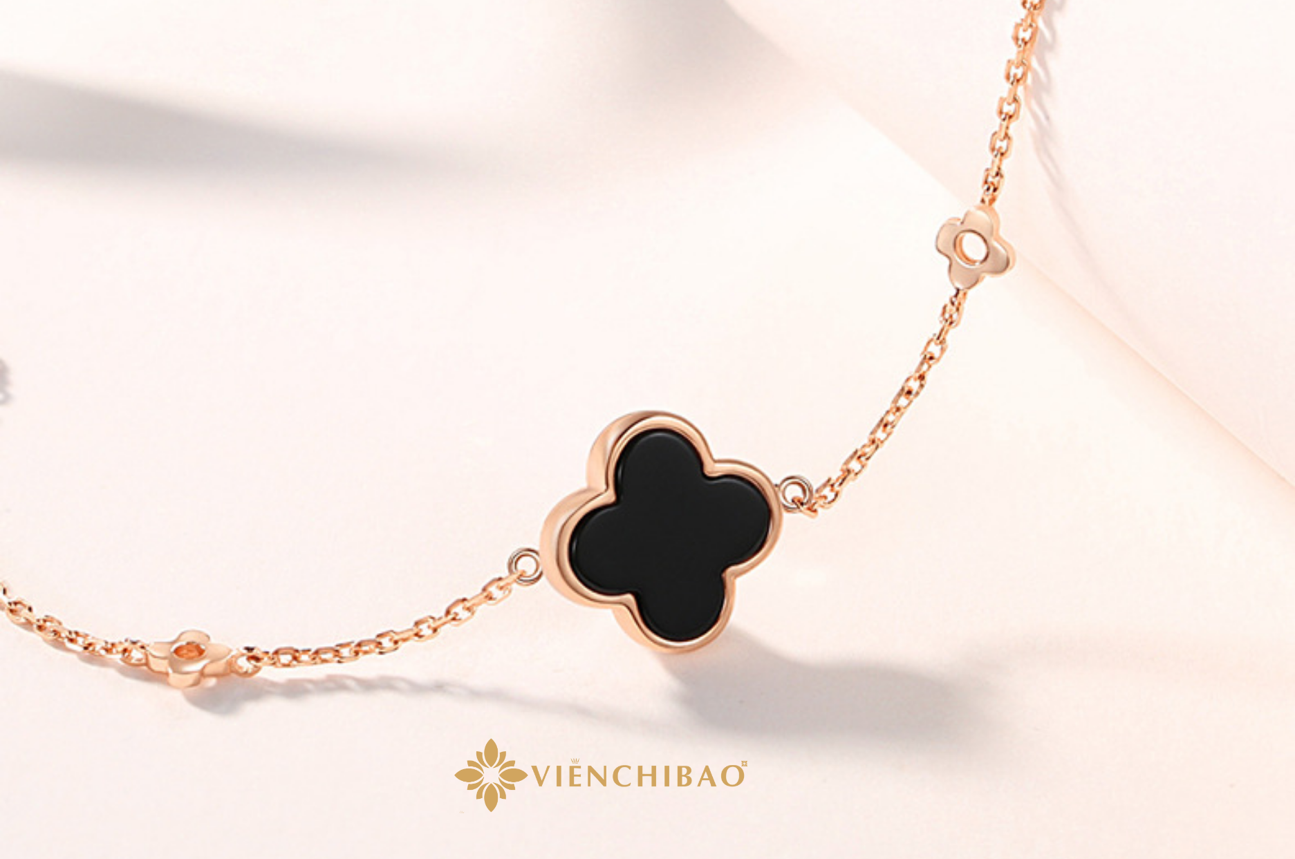 Lắc Tay Cỏ 4 Lá Xi Vàng Hồng Lac-tay-co-4-la-xi-vang-hong