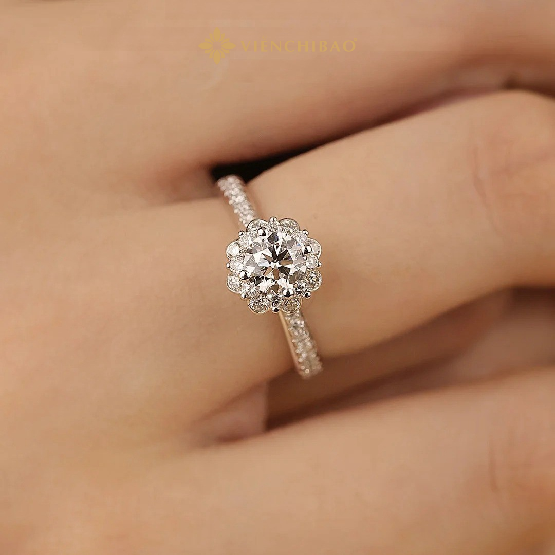 Nhẫn Moissanite Đóa Hoa