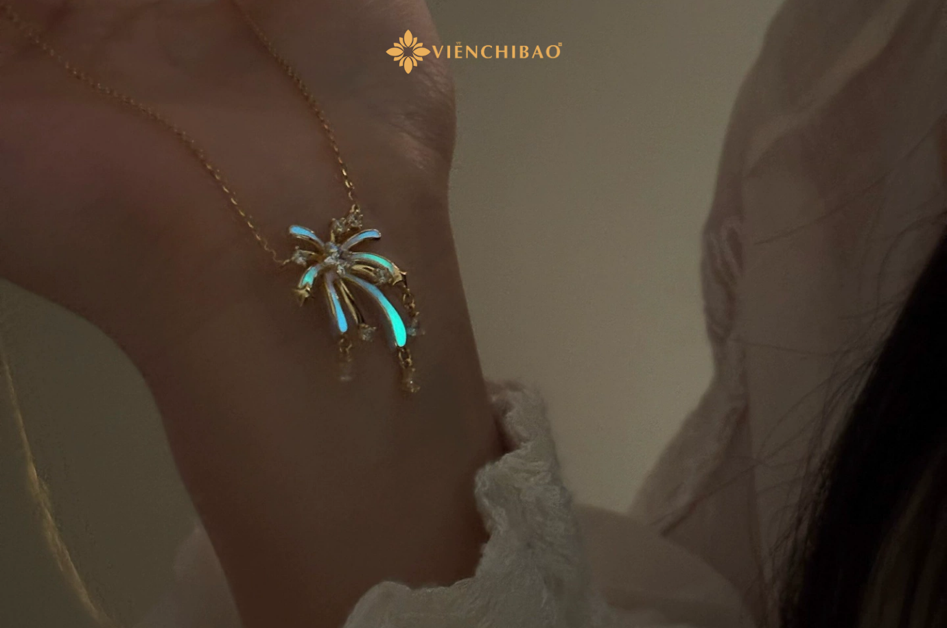 Dây Chuyền Pháo Hoa Phát Sáng